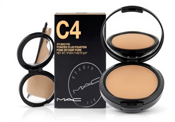 Fond de teint poudre Mac Studio Fix C40 peau grasse