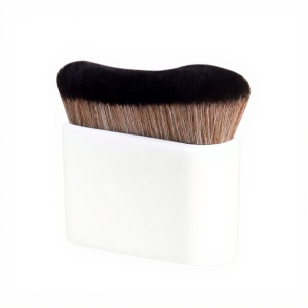Pinceau maquillage fond de teint fard joues poudre blanc